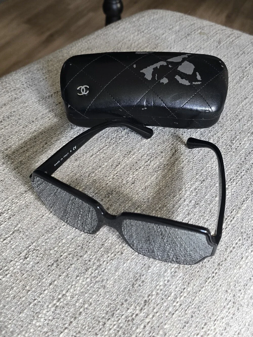 CHANEL bold acetate
